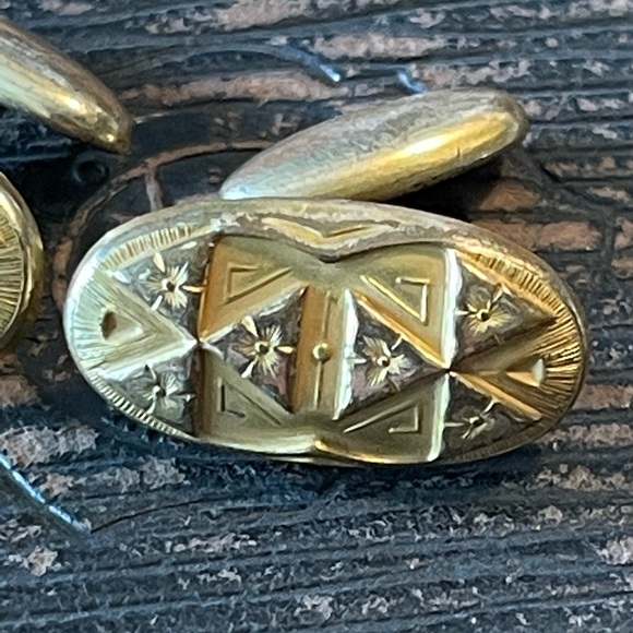 Gold HA & CO Victorian Ornate CUFFLINKS - wow! - Picture 10 of 14
